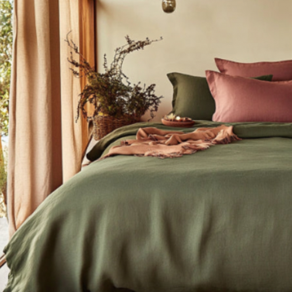 Vegan Silk Bedding Bundle With Duvet Cover